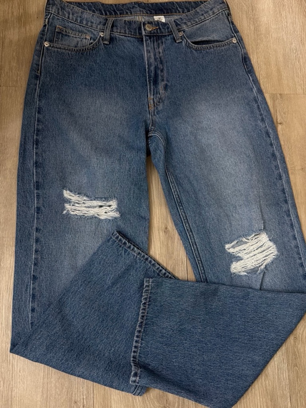 Blue Distressed Women’s Jeggings